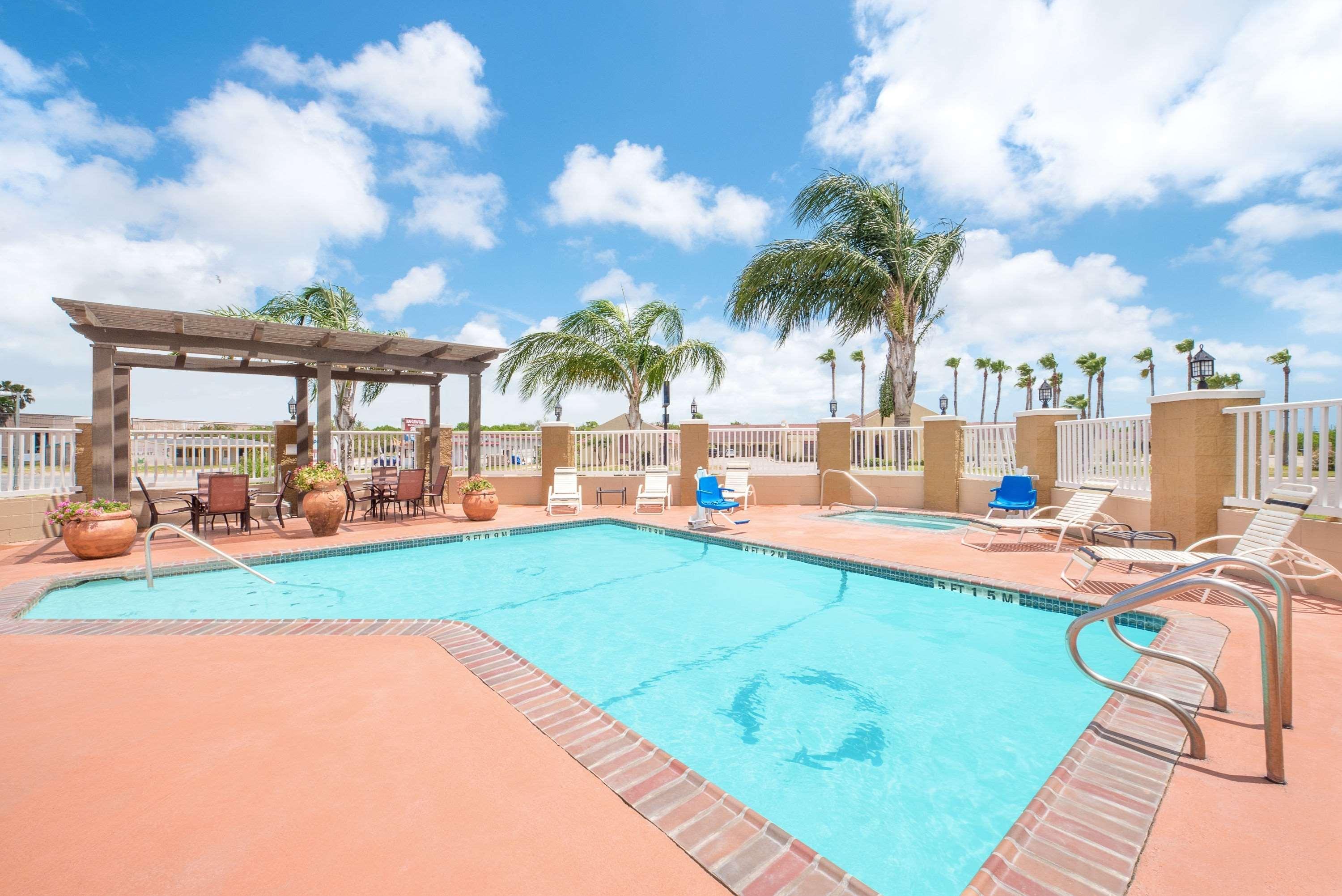 Microtel Inn & Suites By Wyndham Corpus Christi/Aransas Pass Exterior foto