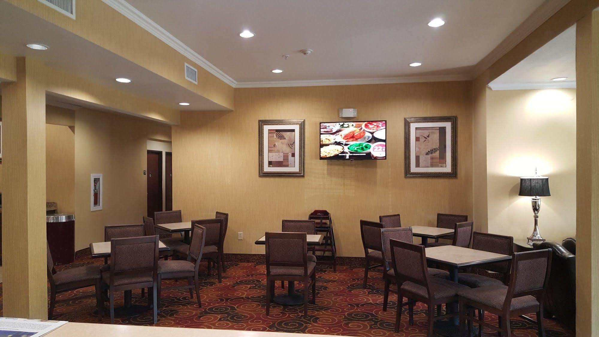 Microtel Inn & Suites By Wyndham Corpus Christi/Aransas Pass Exterior foto